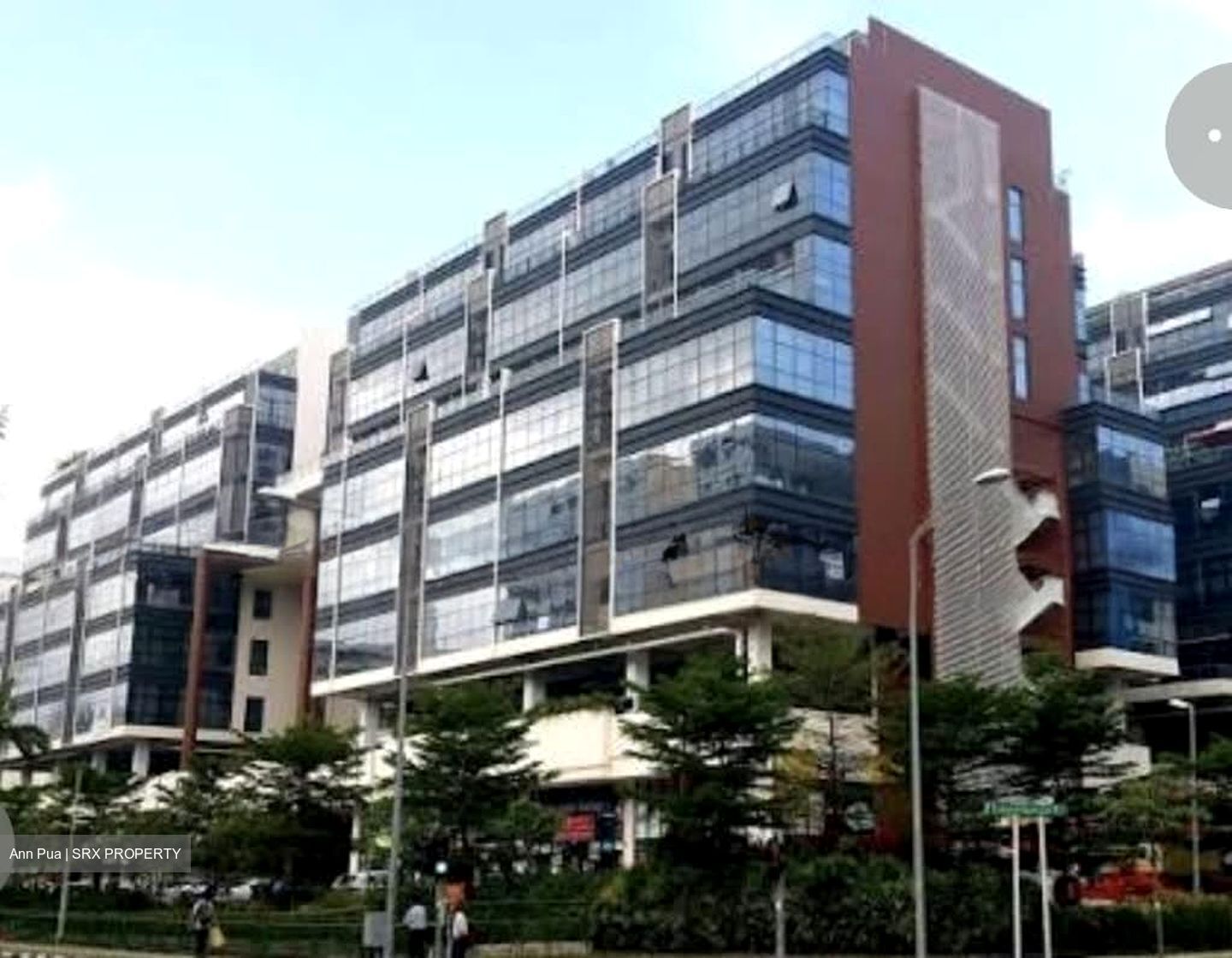 A'posh Bizhub (D27), Factory #558747301
